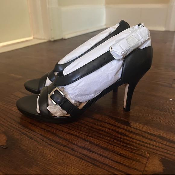 Cole Haan Black Leather Strappy Buckle Heels NEW Size 8